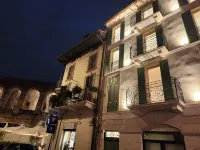 Residenza Wega - Luxury Apartments Verona Hotels in 