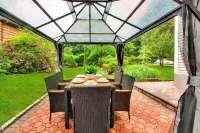 Modern Comfort in the Heart of NYC Hotels in Yonkers