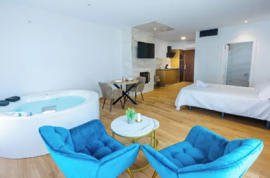 Complejo la Serreria - Belmonte Hotels in 