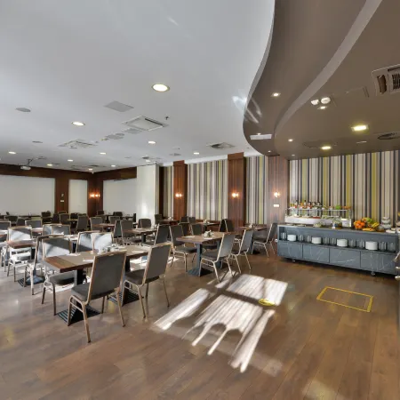 Hotel City Inn Отели рядом с достопримечательностью «19. Кишпешт»