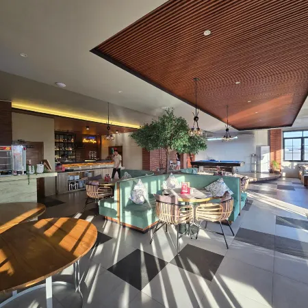 Kaloka Airport Hotel