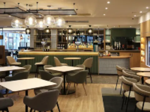 LONDON LUTON VALE HOTEL by IHG ルートンのホテル