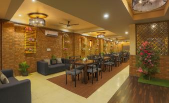 Hotel Lemon Suites & Banquet Noida Sector 62