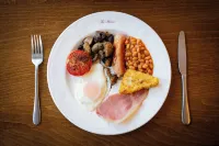 The Manor Guest House - breakfast