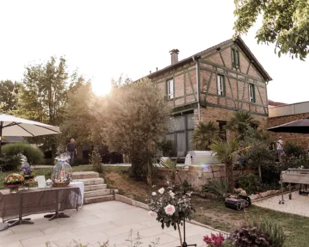 ガストハウザー ヴィラ デランゲ ランダウ・イン・デア・プファルツのホテル