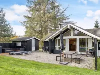 6 Person Holiday Home in Højby - 2-Star