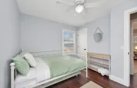 Winter Deals-Reach Out for Details! Walk 10 Mins to Train & Town,15 Mins to Lake Hotels in New Buffalo