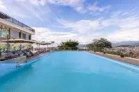 Holiday Inn LAMPUNG BUKIT RANDU by IHG - Pools