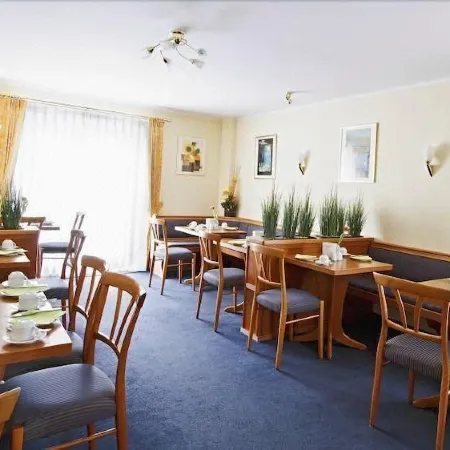 Hotel Blutenburg Отели рядом с достопримечательностью «Пазинг-Оберменцинг»