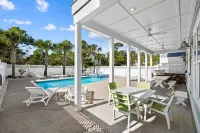 Waves 8BR Home With Private Pool Near Santa Clara Beach - Landsted