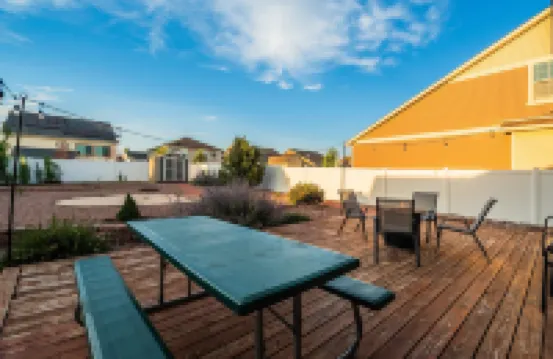 Spacious Family Getaway Near Downtown