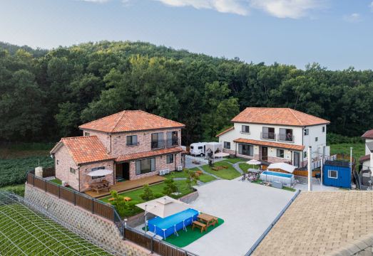 강화온쉼표펜션 카라반 내부