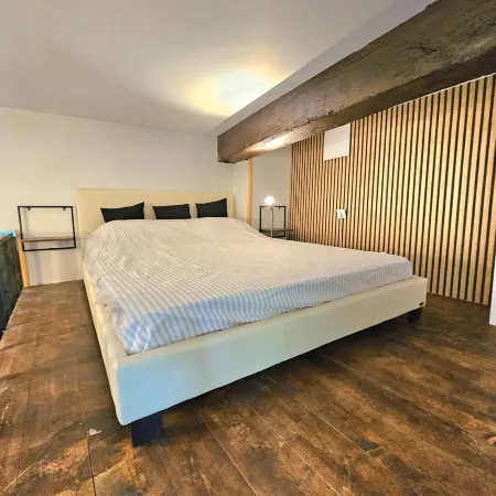 Duplex 15 min from train station, Montluçon historic center