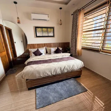 Sharnam On The Ganges