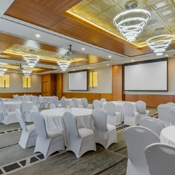 Radisson Hotel & Conference Centre Calgary Airport