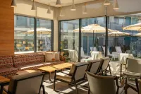 voco THE TUXON by IHG