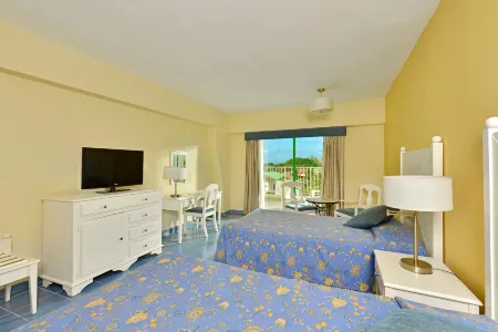 Iberostar Origin Taínos