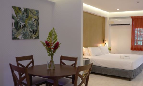 Albrook Inn
