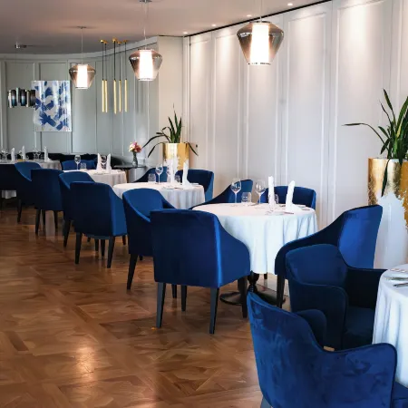 Astor Garden Hotel