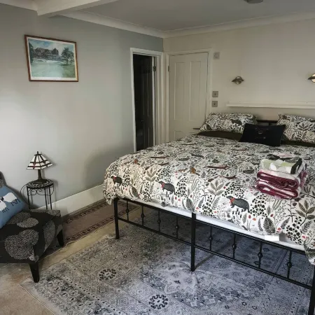 Groombridge 1 Bed Self Catered Flat, can Sleep 4