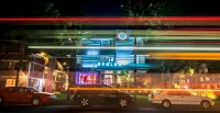 聖彼得堡市中心阿瓦隆飯店 碼頭（The Pier）附近的飯店