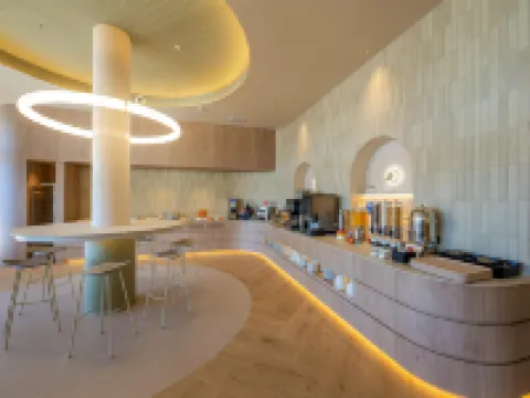 Hampton by Hilton Alicante Airport Hotels in Elche