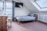 Fulke Street - 2 Bedroom Apartment - Milford Haven - Apartments