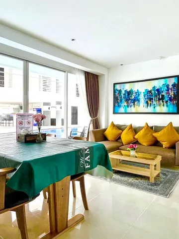 รูปภาพของB12a Pool Access partial Seaview 2brs 1bath Karon