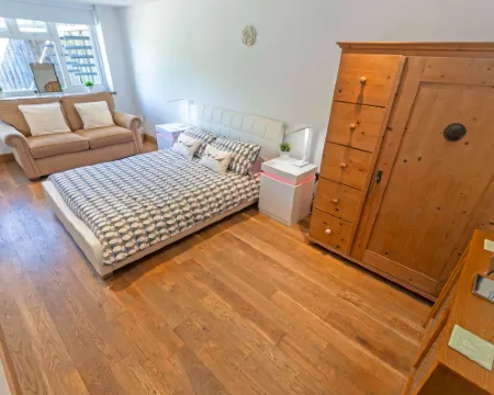 Shippenrill Sleeps 14|Hot Tub* PingPong & Fire Pit Hotels in Croyde