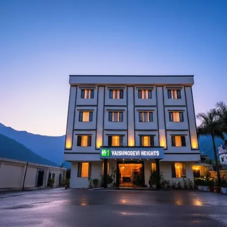 Hotel Vaishno Devi Heights