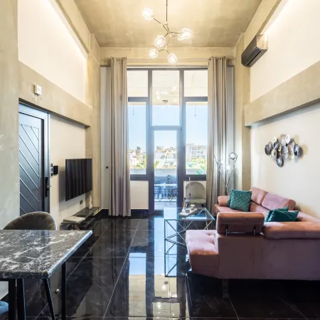 Ventiri Lofts - Luxury Penthouse w/ Home Cinema