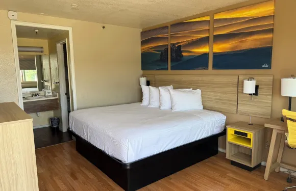 溫德姆戴斯酒店維克多維爾