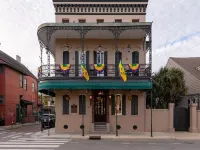 French Quarter Suites Hotel Hotéis próximos à(ao) Frenchmen Street