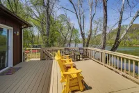 The River House! Quiet Retreat on Shenandoah River - 3 stjerner