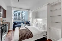 The Bayview - Downtown Toronto - 2-Star