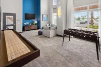Riviere 2BR Apartment Pet Friendly Oasis Sleeps 6 Close to Epic Universe Pool & Gym
