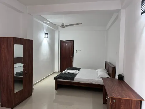 Serrena Airport Guest House - Colombo - Pensions