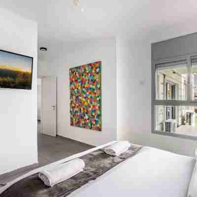 Sunny Rooftop Poolside Panoramic View Rooms