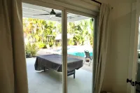 Hollywood 1811 - chambre d’hôtes