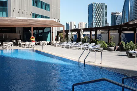 Pullman Doha West Bay