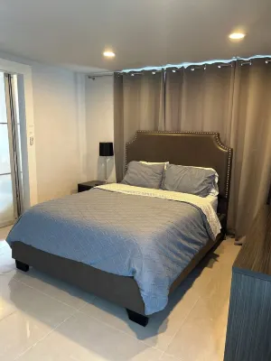 Modern 4-BR Oasis with Private Pool, Near Beach in Lighthouse Point