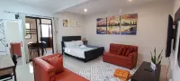 Stay at Diez R3, Private Kitchen near SLEX, City View