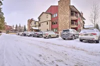 Walk to Ski Resort: Breckenridge Condo w/ Hot Tub! - Bãi đậu xe