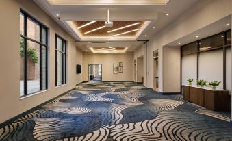 Tempo by Hilton Savannah Historic District
