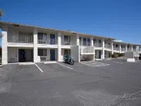 Motel 6 Kingman, AZ - Route 66 West Hotels in Kingman