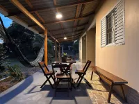 Casa Novo Airão有兩個小木屋的空間 - 民宿