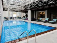 Mercure Riyadh Al Anoud - Pools