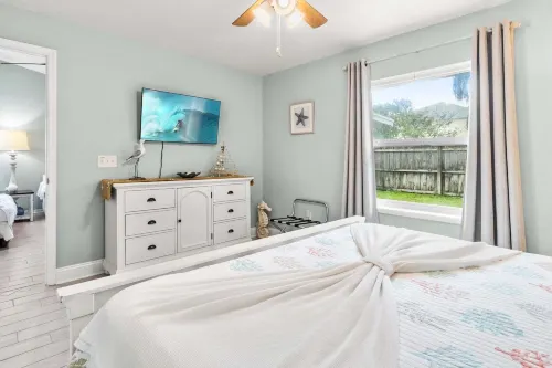 206 Ocean View Lane - 3-Star