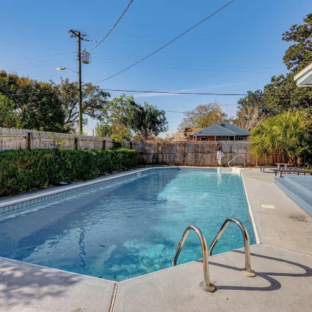 4 Mi to NAS Pensacola! Family Getaway w/ Pool