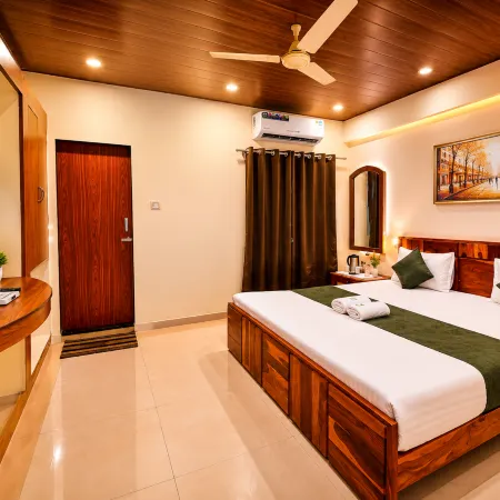 Hotel New Mamta by Ssh 350 Metres from Nakki Lake
